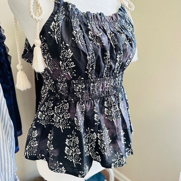 Moon River Anthropologie  |  black cream floral Peplum tank size Large NWoT - Picture 2 of 9